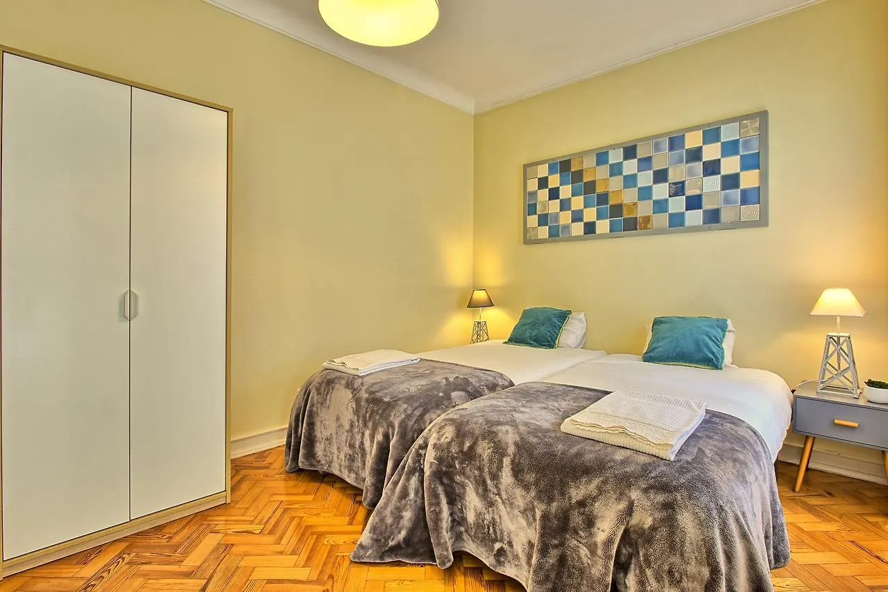 Apartamento Almirante 2 Four Bedrooms Lisboa